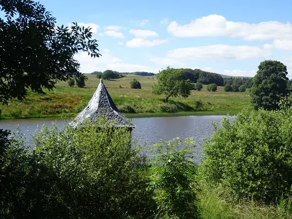 Monte Escalier 15 Monte escalier Cézens
